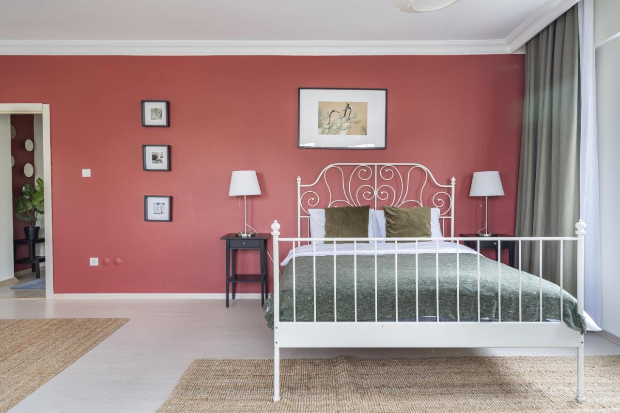 Modern Flat With Balcony On Bagdat Street Leilighet Istanbul Eksteriør bilde